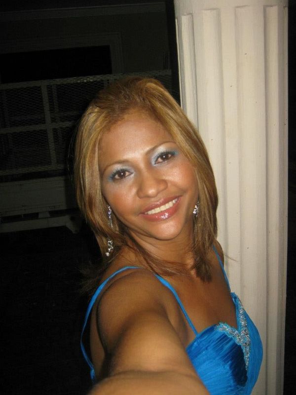 Date this charming Dominican Republic girl Rosa from Santo Domingo DO10664