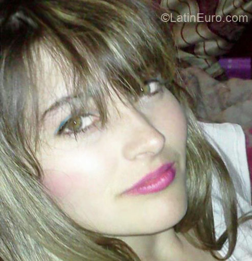 Date this beautiful Colombia girl Diana from Manizales CO9722