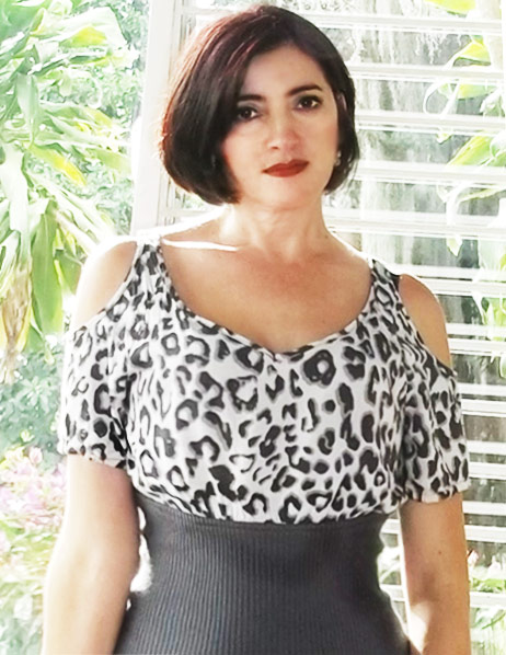 Date this young Colombia girl Cristina from Medellin CO9778