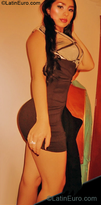 Date this tall Colombia girl Sofia from Bogota CO9788