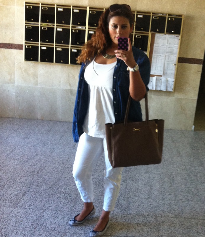 Date this voluptuous Spain girl Kita23081982 from Madrid ES225