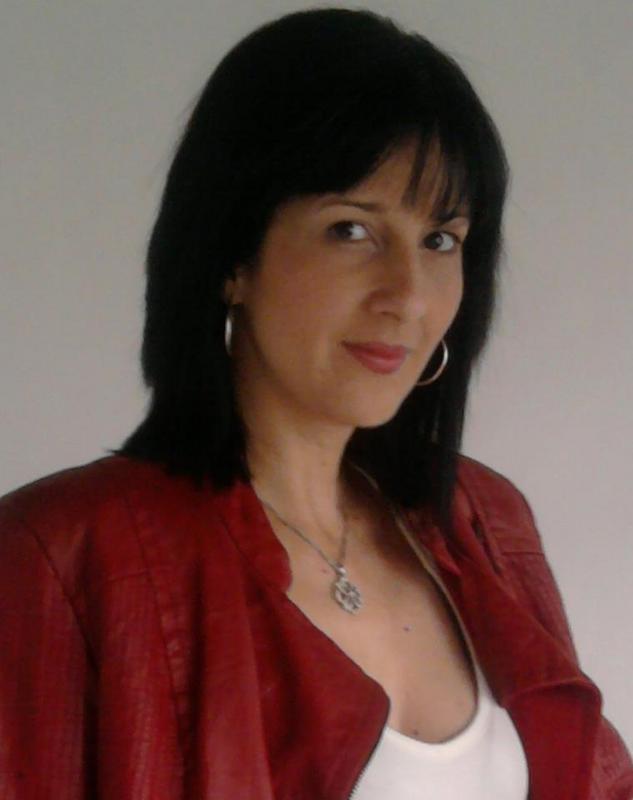 Date this gorgeous Colombia girl Alexaquizla from Medellin CO9845