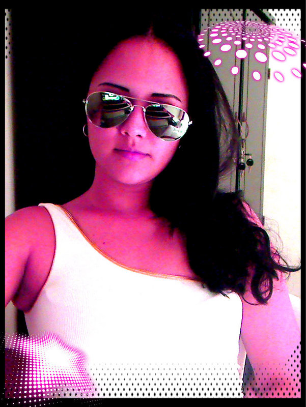 Date this sultry Colombia girl Luisa from Armenia CO9848