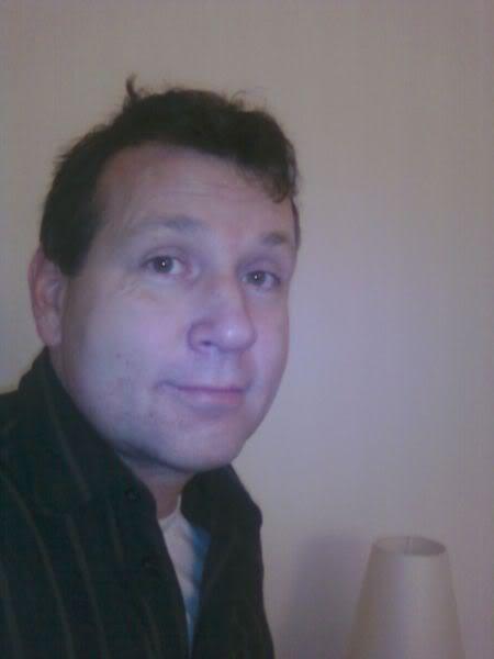 Date this young England man Pete042 from Fulham EN48