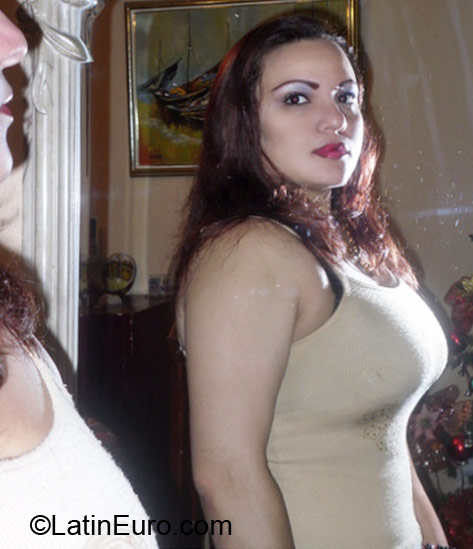Date this gorgeous Colombia girl Paty035 from Barranquilla CO9898