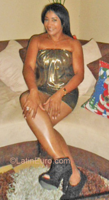 Date this stunning Colombia girl Maritza from Barranquilla CO10104