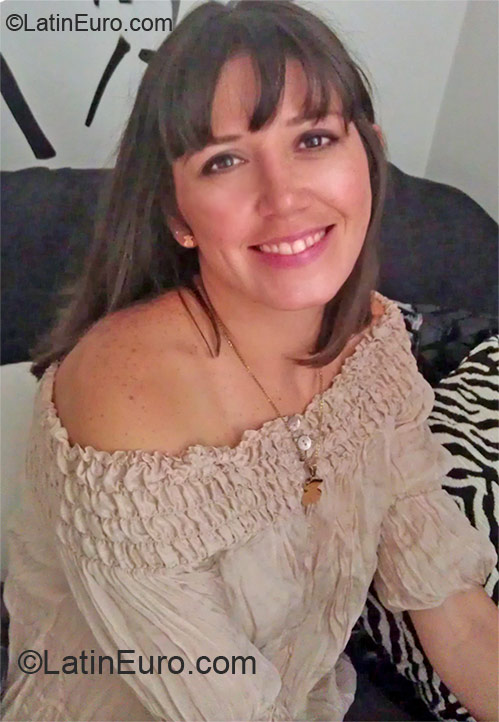 Date this fun Colombia girl Lina from Bogota CO10160