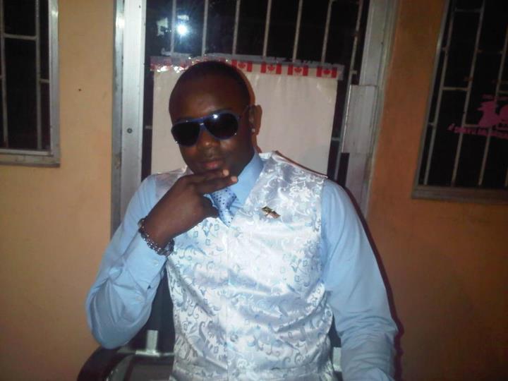 Date this gorgeous United States man Deanion from Reading US12885
