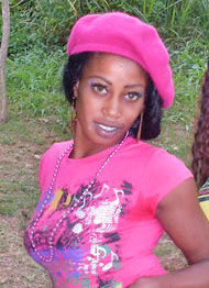Date this gorgeous Jamaica girl Davi from Kingston JM517