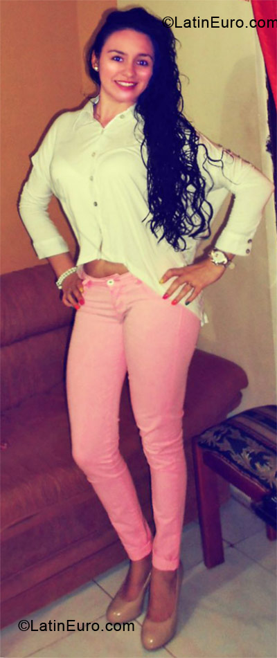 Date this funny Colombia girl Vanessa from Manizales CO10239