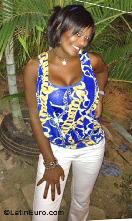 Date this gorgeous Dominican Republic girl Ramona from Santiago DO11251
