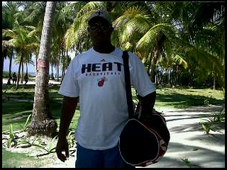 Date this sultry Colombia man Perkins from San Andres CO10519