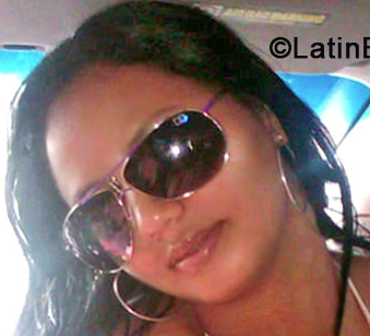 Date this nice looking Dominican Republic girl La from Santiago DO11363