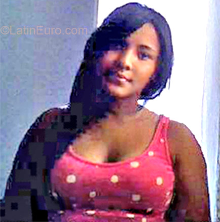 Date this tall Colombia girl Diana from Cali CO10677