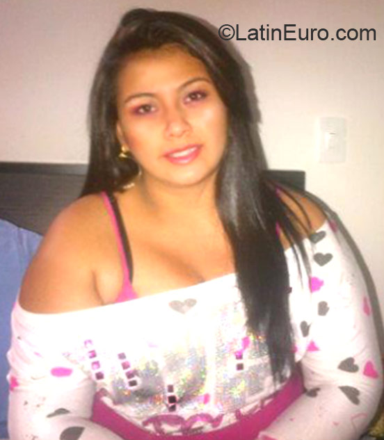 Date this tall Colombia girl Mariana from Cali CO10692