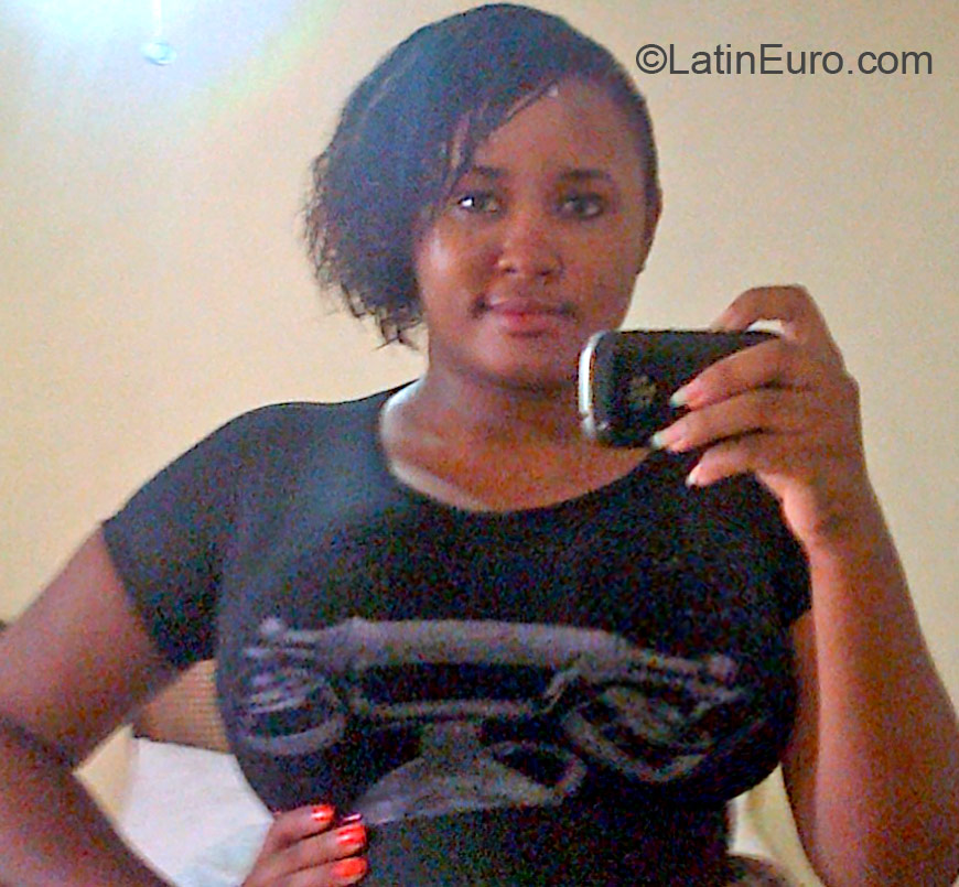 Date this funny Colombia girl Georgina from San Andres Islas CO10693