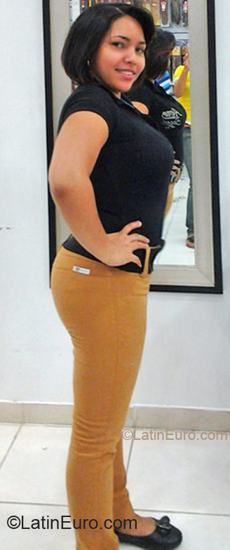 Date this cute Dominican Republic girl Awilda from Santiago DO11517