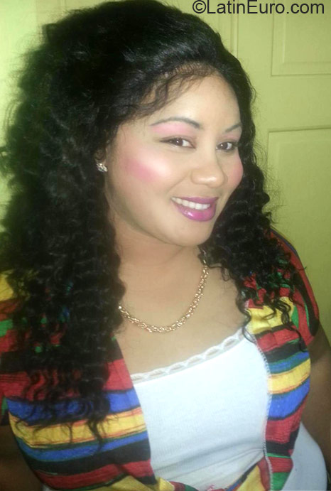 Date this georgeous Jamaica girl Candy from Kingston JM565
