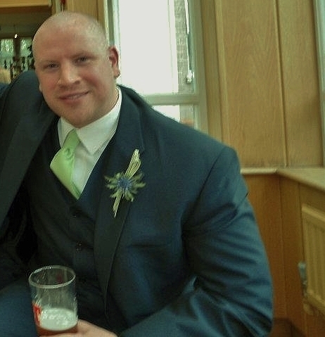 Date this voluptuous United Kingdom man Hugscureeveryth from Belfast GB667