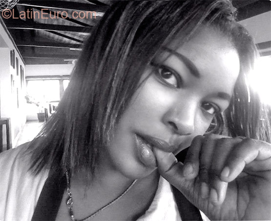 Date this cute Brazil girl Michele from Cananeia BR6912