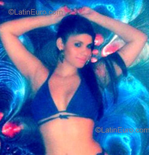Date this young Dominican Republic girl Yumamasielbende from Santiago DO11836