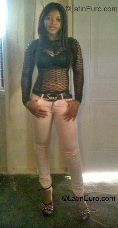 Date this happy Jamaica girl Tifanny from Maypen JM628