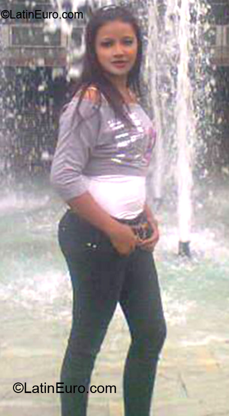 Date this young Colombia girl Mileth from Sincelejo CO11014