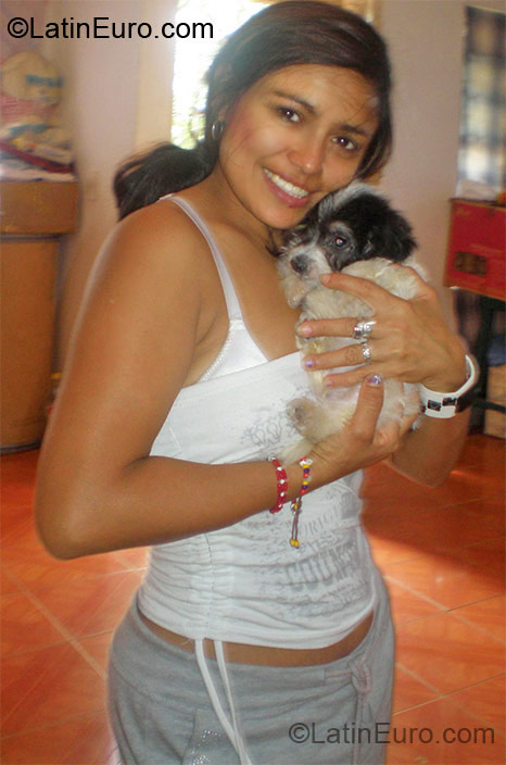 Date this lovely Colombia girl Martha from Cali CO11070