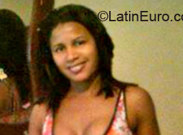 Date this gorgeous Dominican Republic girl Susana from Santo Domingo DO12325