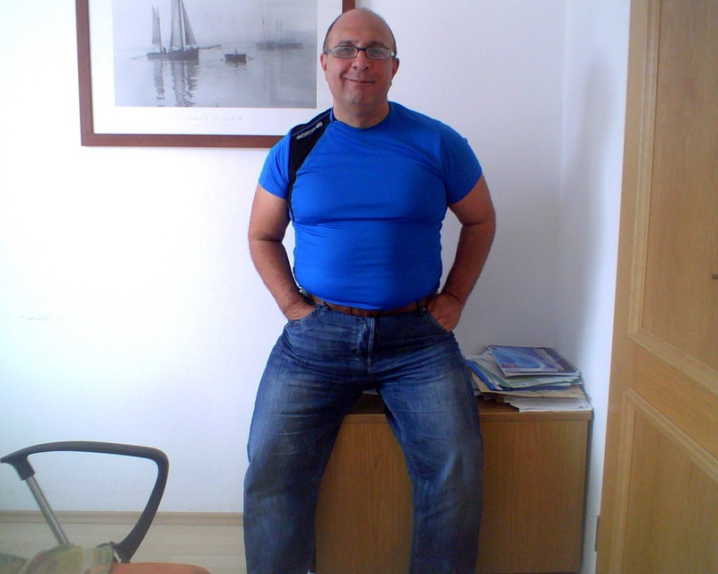 Date this voluptuous Germany man Maurizio from Munich DE319