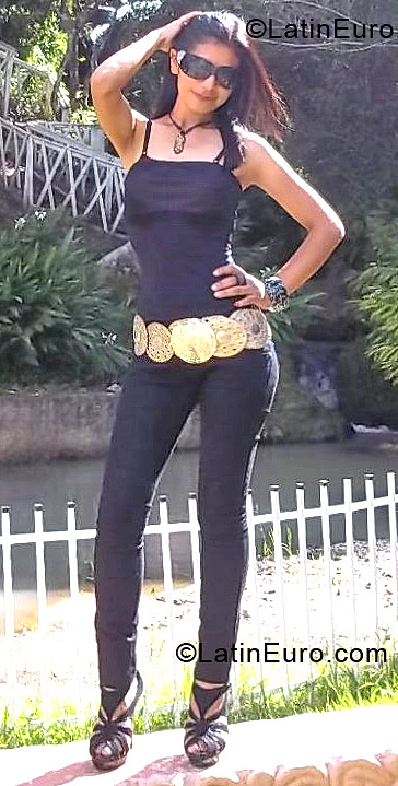 Date this gorgeous Honduras girl Gloria Sol from San Pedro Sula HN761