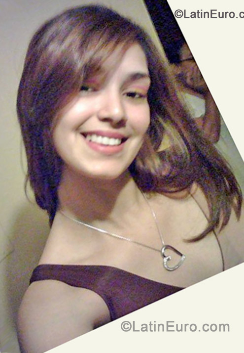 Date this pretty Dominican Republic girl Judit from Bani DO13361