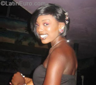 Date this passionate Jamaica girl Jodian from Red Hills JM874