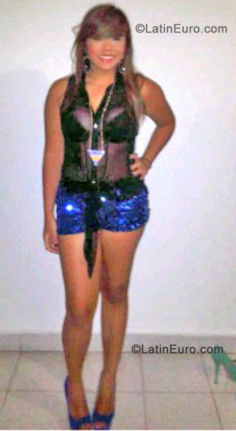 Date this hard body Colombia girl Karla from Barranquilla CO11742