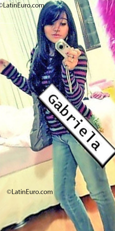 Date this georgeous Brazil girl Sutton Gaby from Goiania BR7319