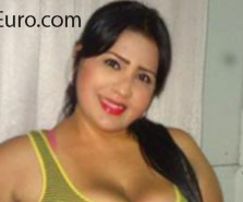 Date this nice looking Colombia girl Nury from Pereira CO11845