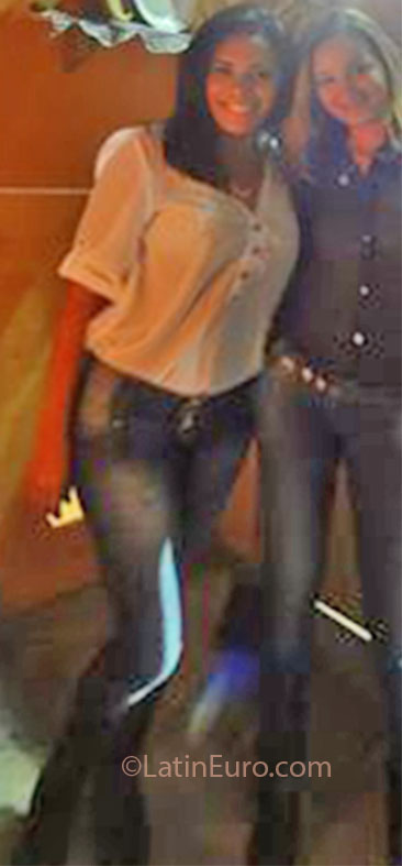 Date this gorgeous Brazil girl Fabiana from Porto Se g uro BR7348