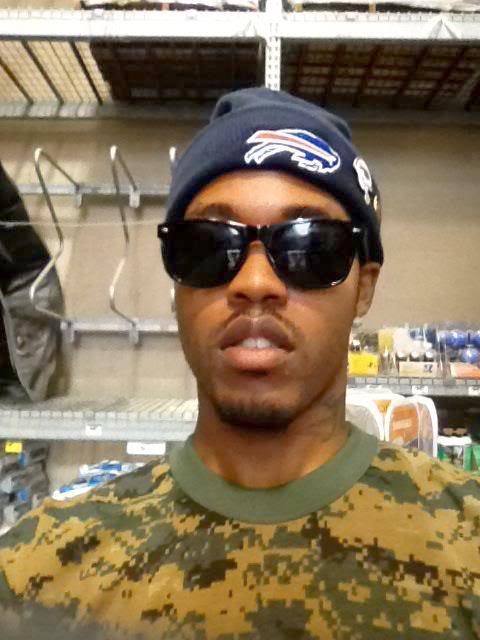 Date this happy United States man Jet from Atlanta US13844