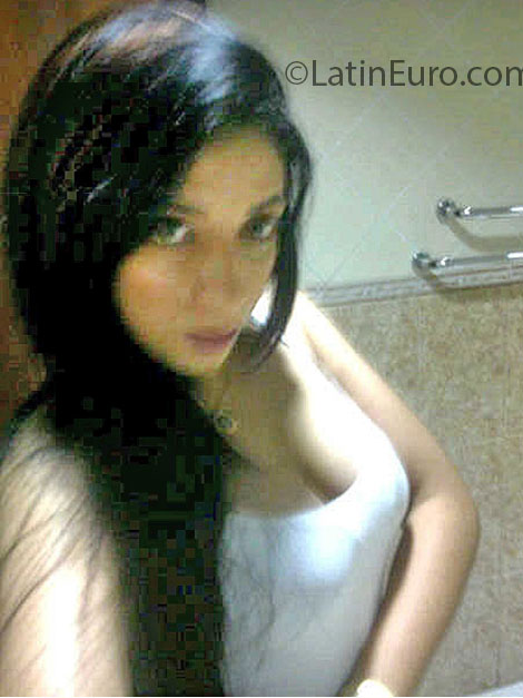 Date this charming Dominican Republic girl Nathaly from Santiago DO13935