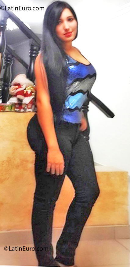 Date this exotic Colombia girl Juliana from Cali CO11969