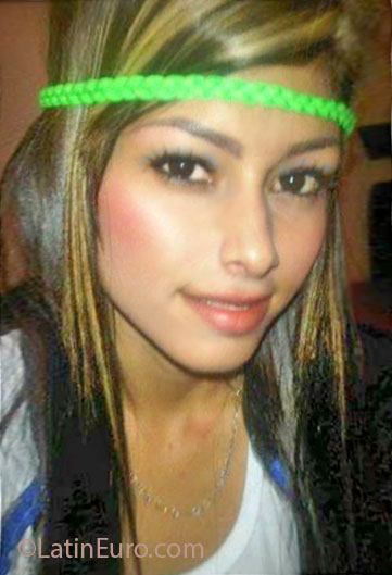 Date this stunning Colombia girl Monica from Medellin CO12034