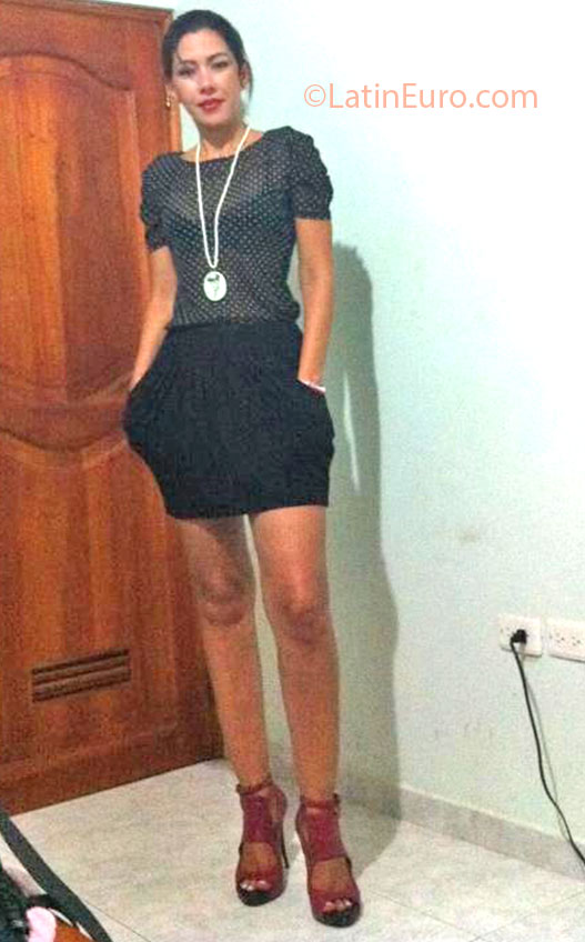 Date this hot Colombia girl MArtha from Cartagena CO12072