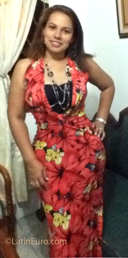Date this passionate Colombia girl Yessica from Cali CO12203