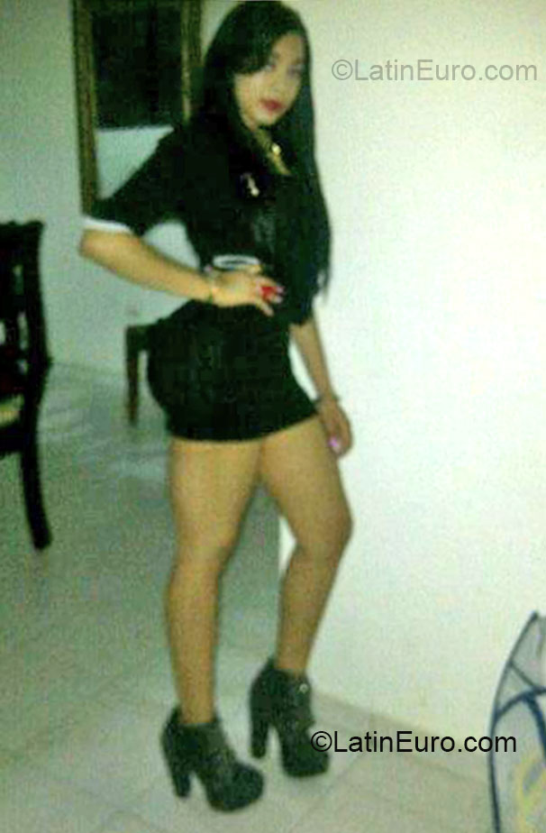 Date this sensual Dominican Republic girl Sashery ang from santo domingo DO20219