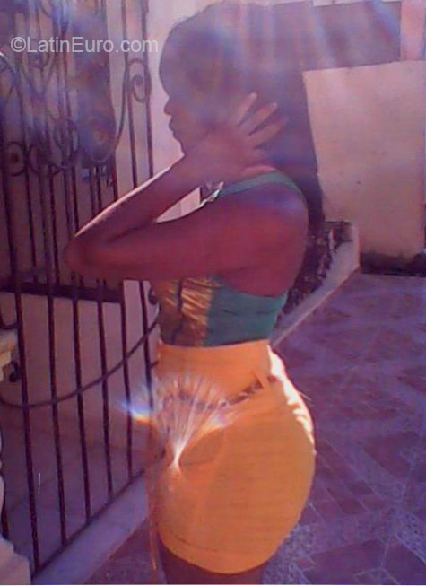 Date this foxy Dominican Republic girl Narcisa from Higuey DO14695