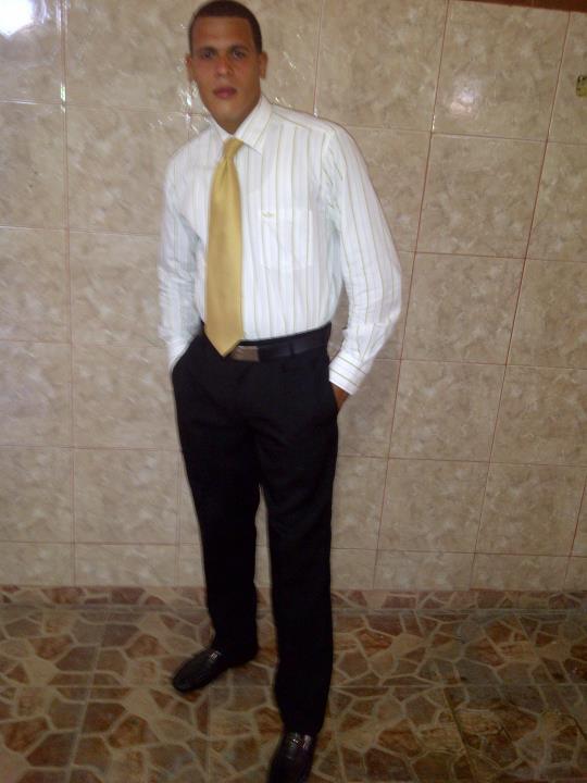 Date this delightful Dominican Republic man Yoel david ferr from Santo Domingo DO14724