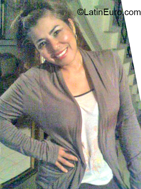 Date this gorgeous Colombia girl Sandra from Valle Del Cauca CO12342