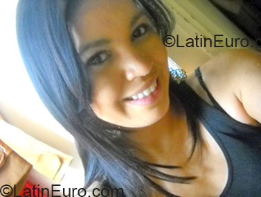 Date this lovely Brazil girl Shithara11 from Salvador BR7542