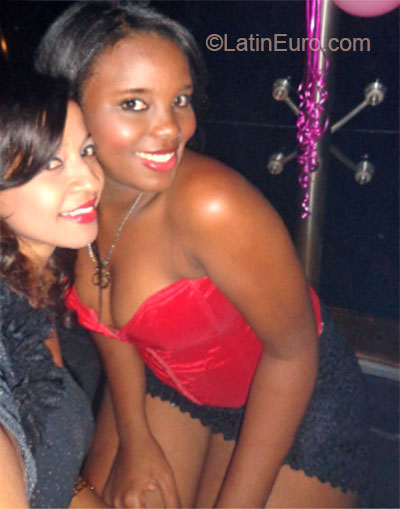 Date this cute Dominican Republic girl Danelys from Santo Domingo DO19896