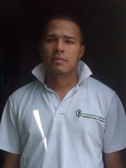 Date this nice looking Colombia man Juan julio past from Monteria CO12447